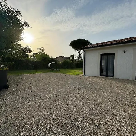 Semesterbostad Maison Familiale Albi Arthes