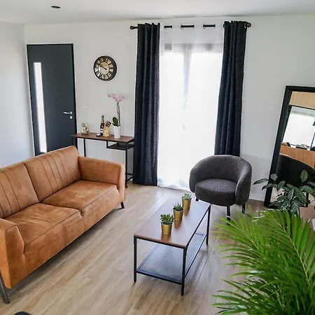 Semesterbostad Maison Familiale Albi Arthes